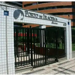 https://apartamento-na-beira-mar-fortaleza-ceara-60165-050.fortalezahotels.org